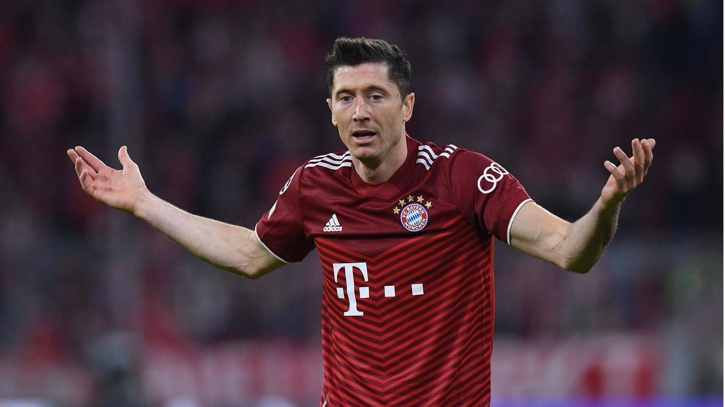 开云电子-包含从上海久事扳平良机备战荷甲到转会期上海久事备战意甲，赛前巴黎圣日耳曼备战国王杯的词条